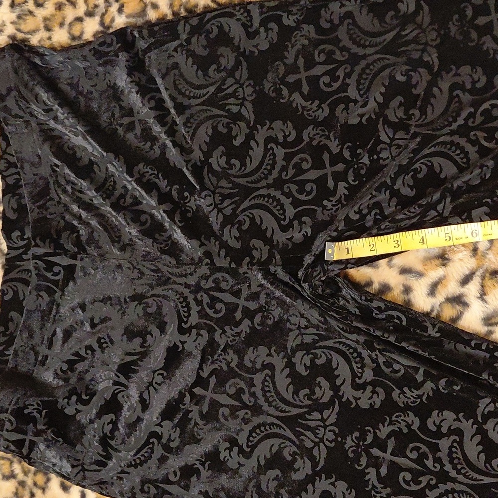 KILLSTAR 4X BLACK MISERIA SUPER FLARES ELASTIC WAIST INVERTED CROSS AND FLORAL - Picture 10 of 12